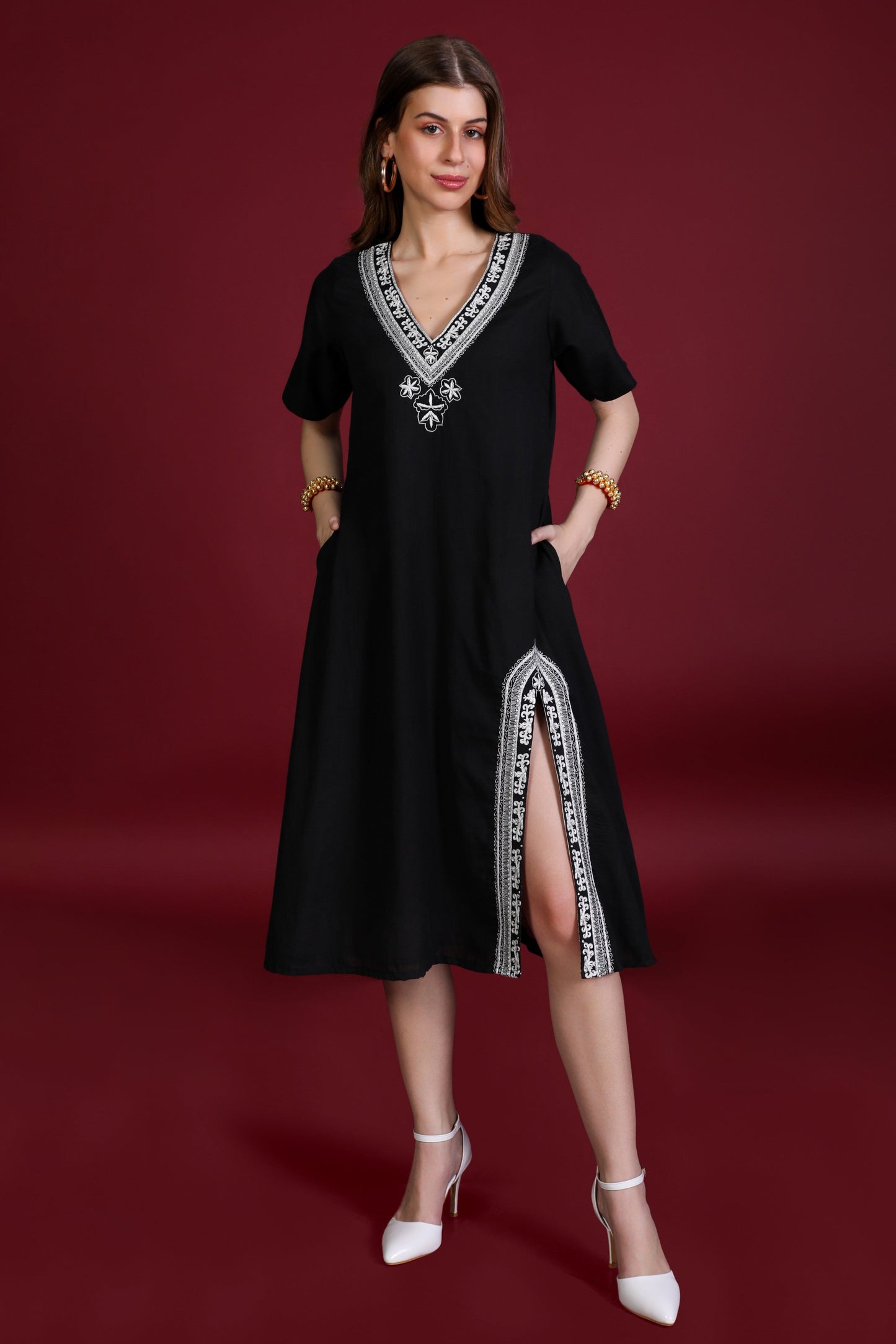 SIDDHI FLARE DRESS IN BLACK
