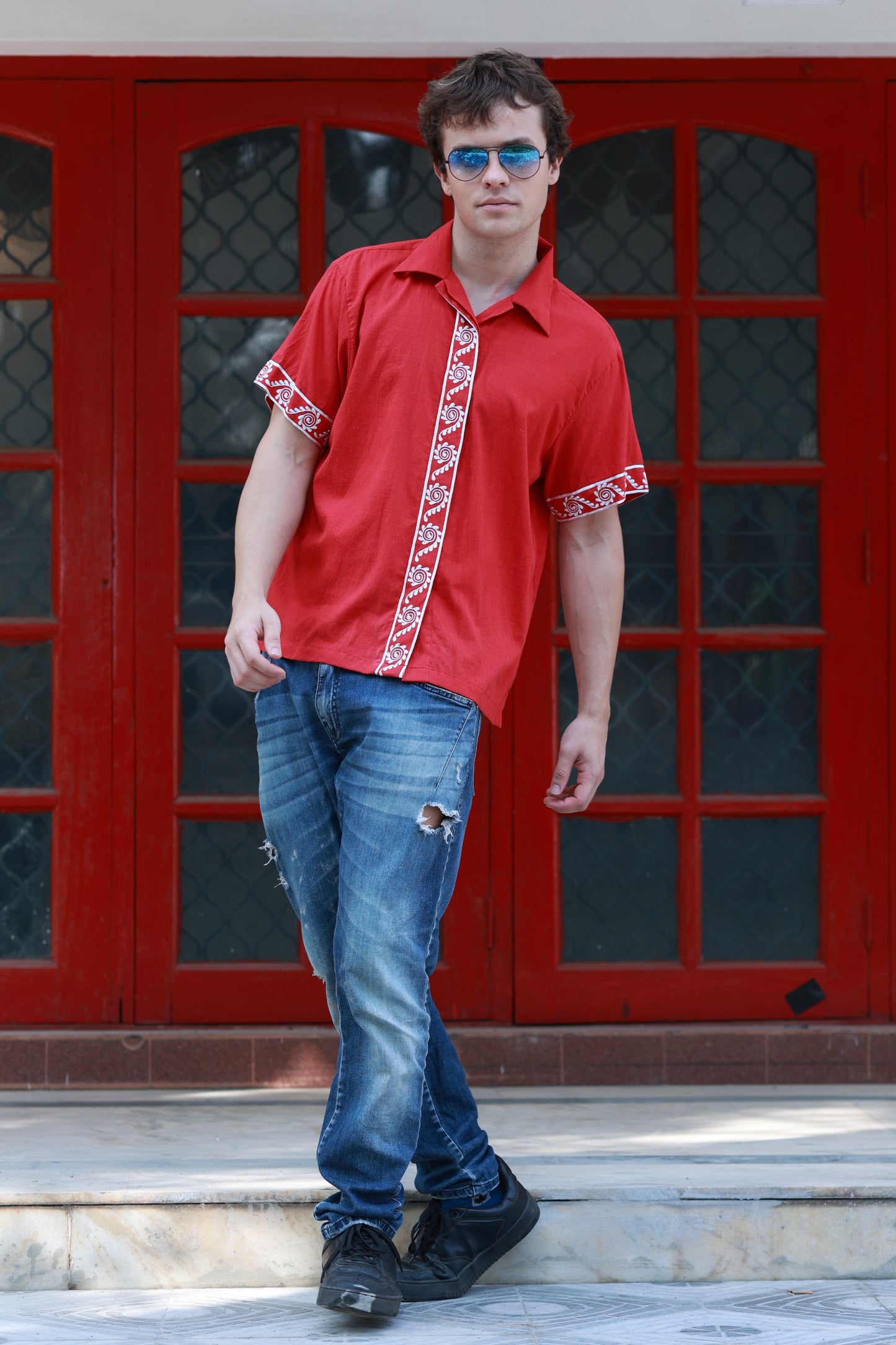 TWIRL SHIRT IN RED