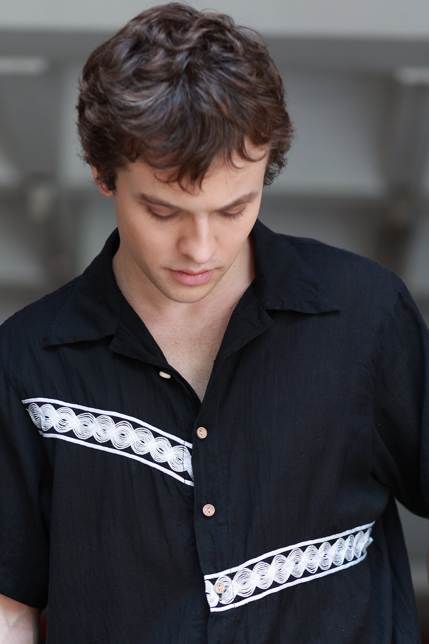 TRINE SHIRT IN EBONY