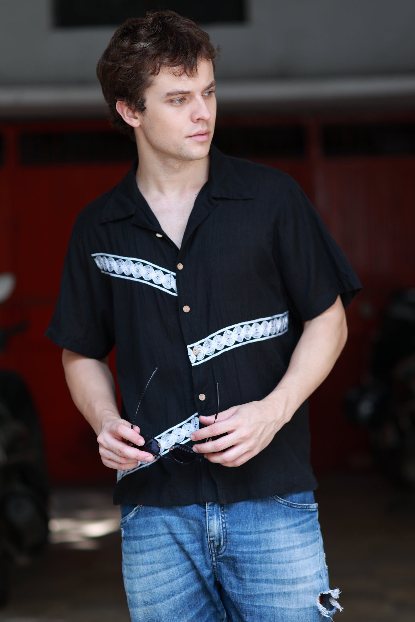 TRINE SHIRT IN EBONY
