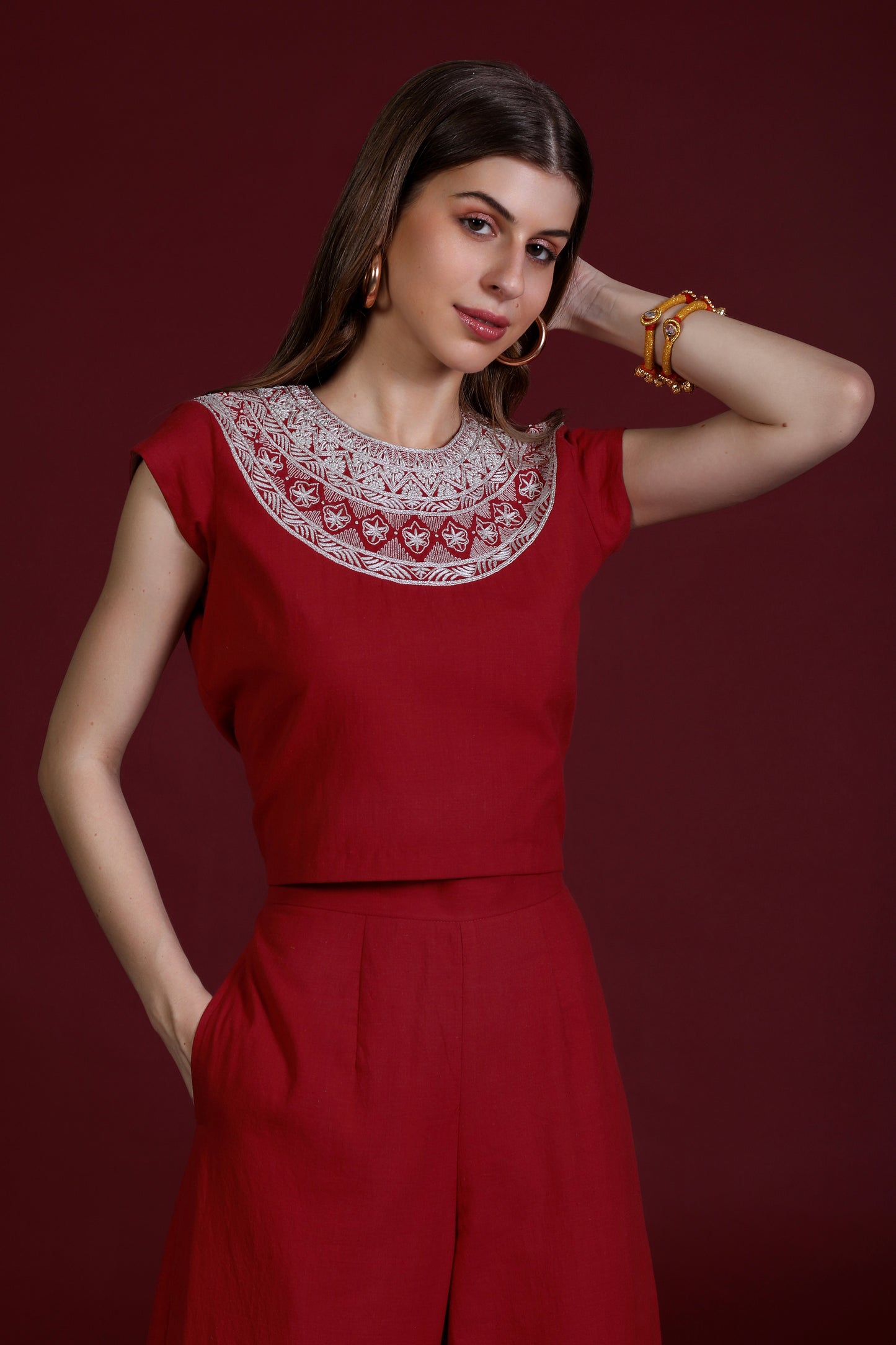 GULUBAND TOP IN RED