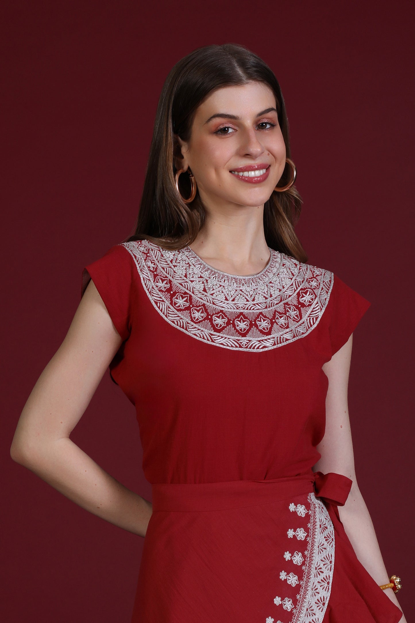 GULUBAND TOP IN RED