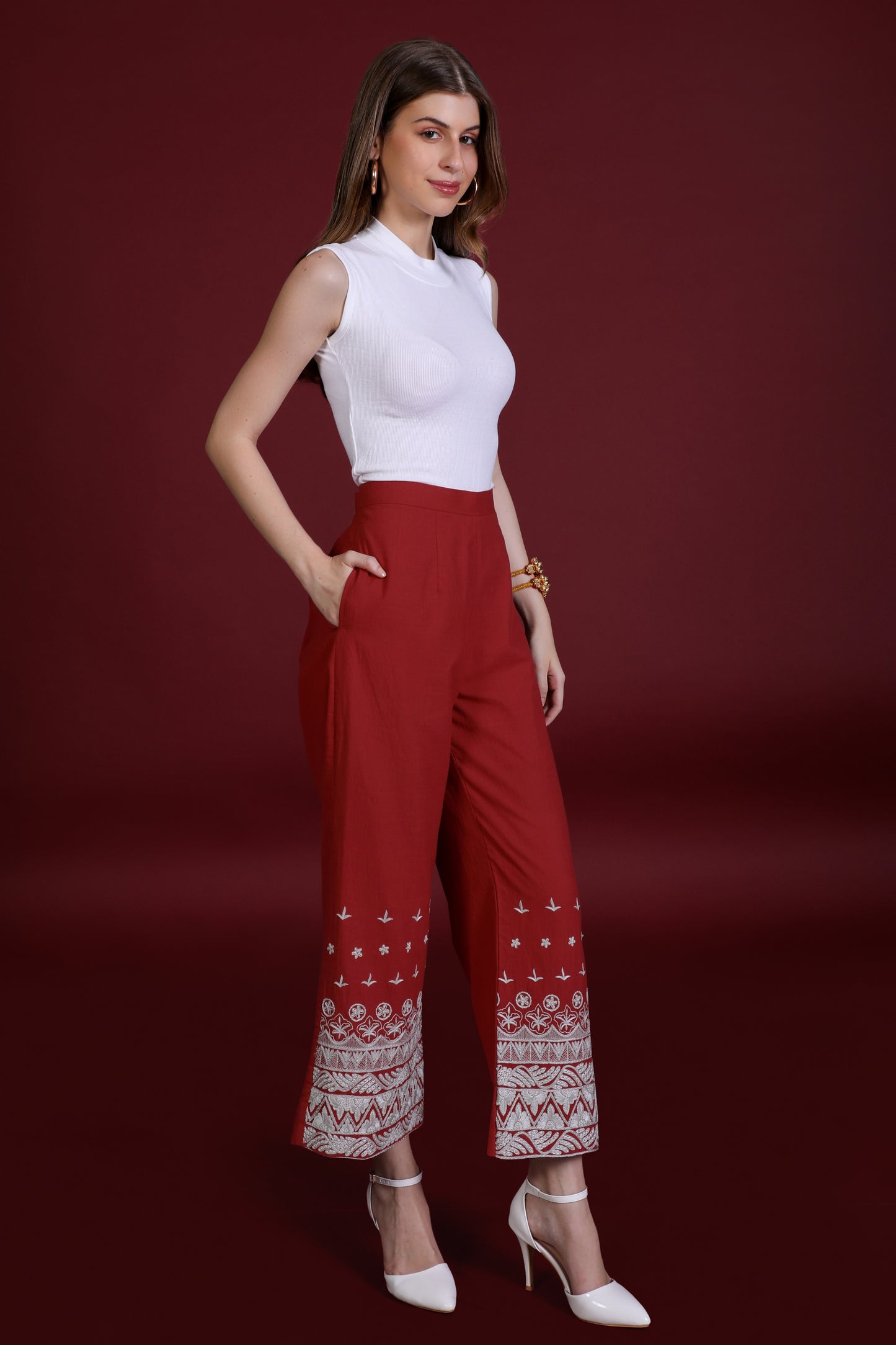 SHAILA PANTS IN RED